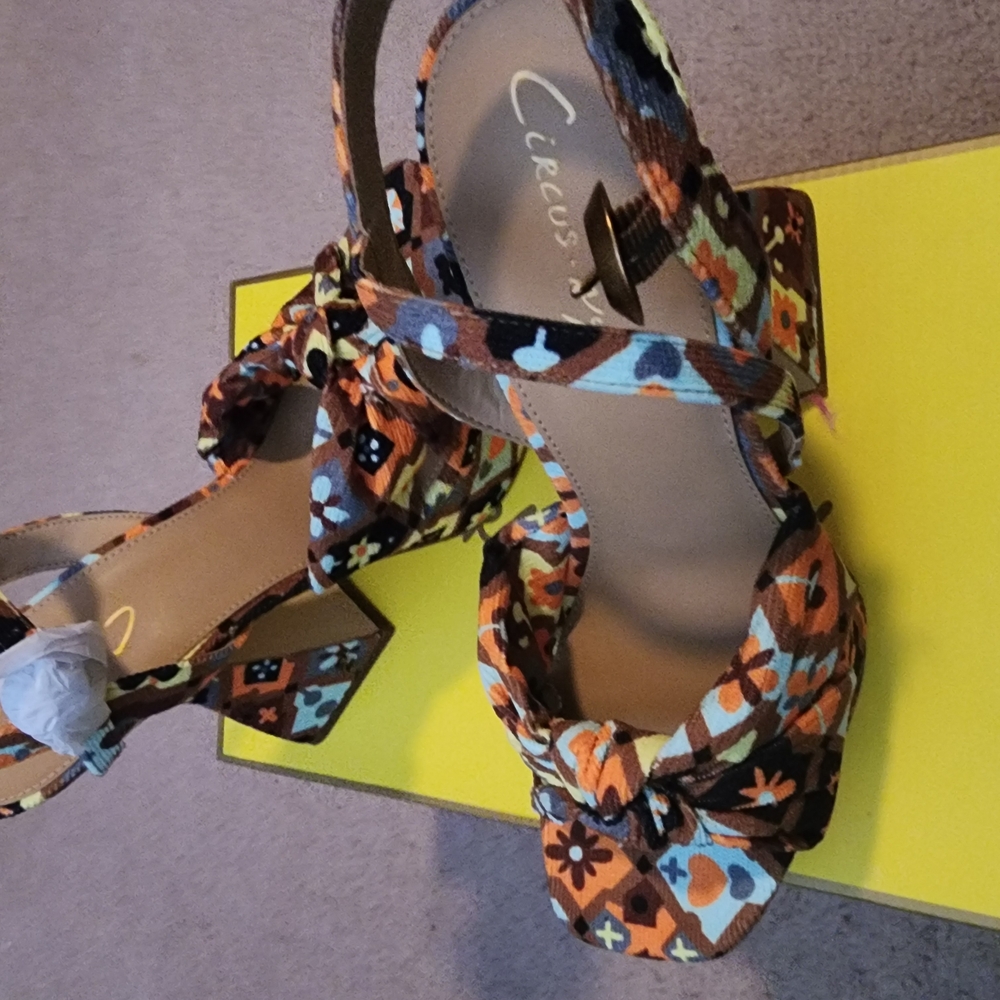 Circus by Sam Edelman Brown and Blue Sandals